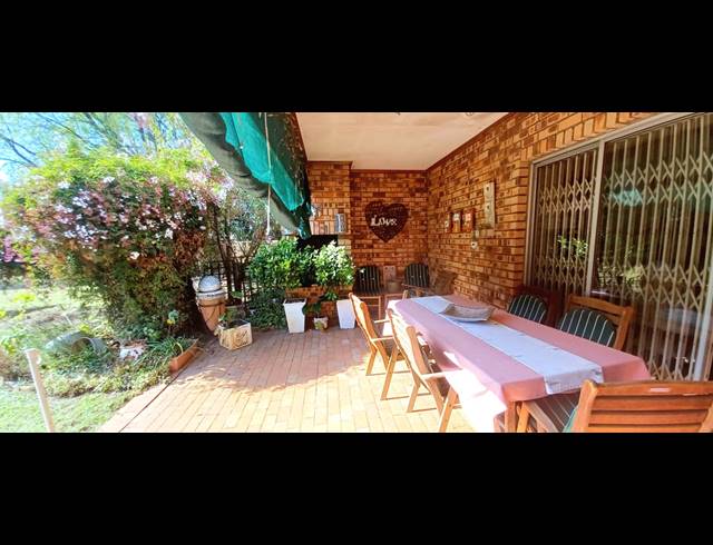 4 BEDROOM FREESTANDING FOR SALE IN ATLASVILLE